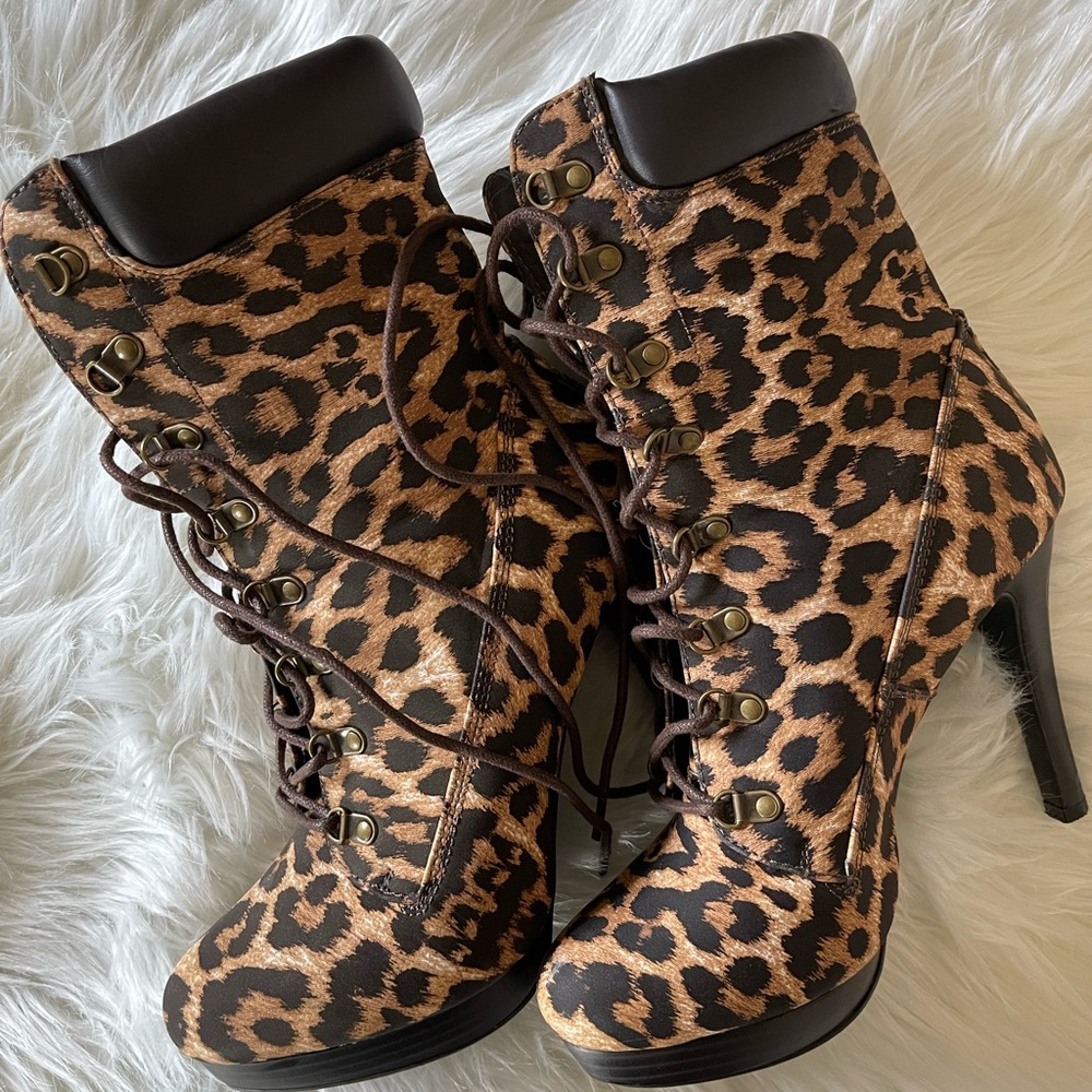 Shoe Dazzle Leopard Print Stilettos Lace Up